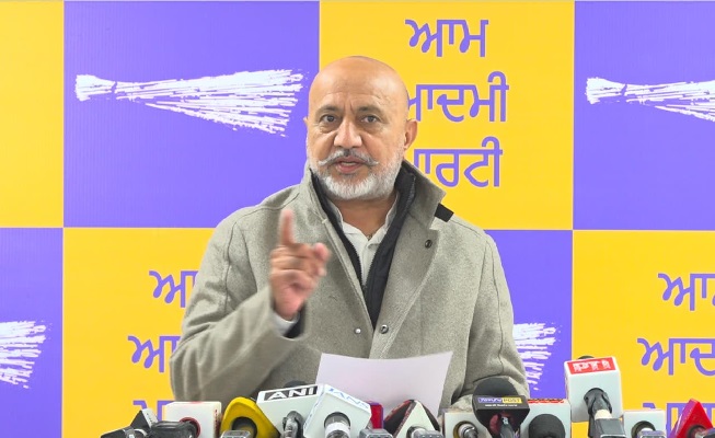 ਗੈਂਗਸਟਰਾਂ ਵਿਰੁੱਧ ਮਾਨ ਸਰਕਾਰ ਦੀ ਜ਼ੀਰੋ ਟੋਲਰੈਂਸ, ਕਾਨੂੰਨ ਹੱਥ ਵਿੱਚ ਲੈਣ ਵਾਲਿਆਂ ਵਿਰੁੱਧ ਹੋਵੇਗੀ ਫੈਸਲਾਕੁੰਨ ਕਾਰਵਾਈ: ਆਪ