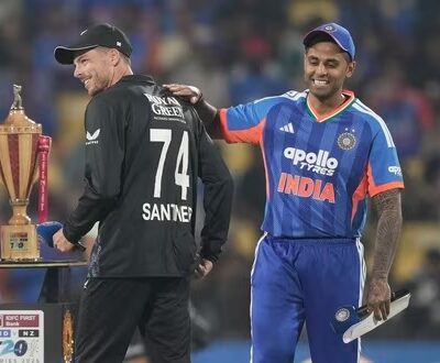 ਭਾਰਤੀ ਕਪਤਾਨ ਨੇ ਟਾਸ ਜਿੱਤ ਕੇ ਗੇਂਦਬਾਜ਼ੀ ਦਾ ਕੀਤਾ ਫ਼ੈਸਲਾ, ਦੋ ਬਦਲਾਵਾਂ ਨਾਲ ਮੈਦਾਨ ‘ਤੇ ਉੱਤਰੀ ਟੀਮ ਇੰਡੀਆ