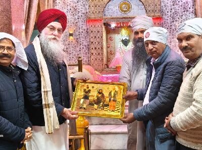 ਸਪੀਕਰ ਨੇ ਵਾਰਾਣਸੀ ਵਿਖੇ ਧਾਰਮਿਕ ਸਥਾਨਾਂ ਦੇ ਦਰਸ਼ਨ ਕੀਤੇ